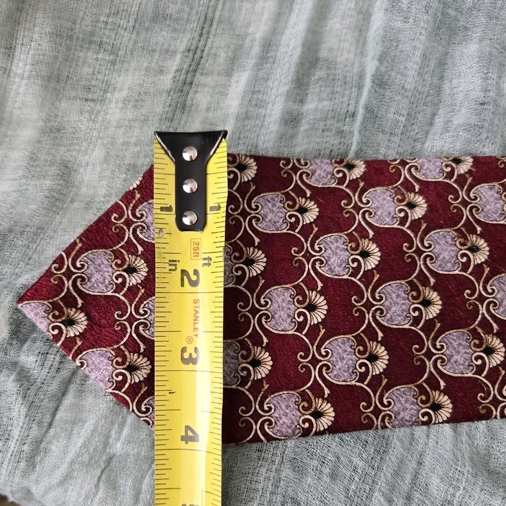 Pierre Cardin VTG‎ 100% Silk Men's Neck Tie Made in the USA Classic 60